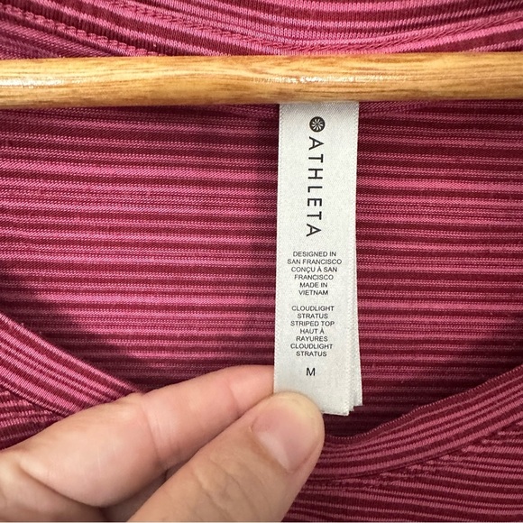 Athleta Women Cloudlight Stratus Pink Striped Top Long Sleeve Pullover Medium - Picture 4 of 8
